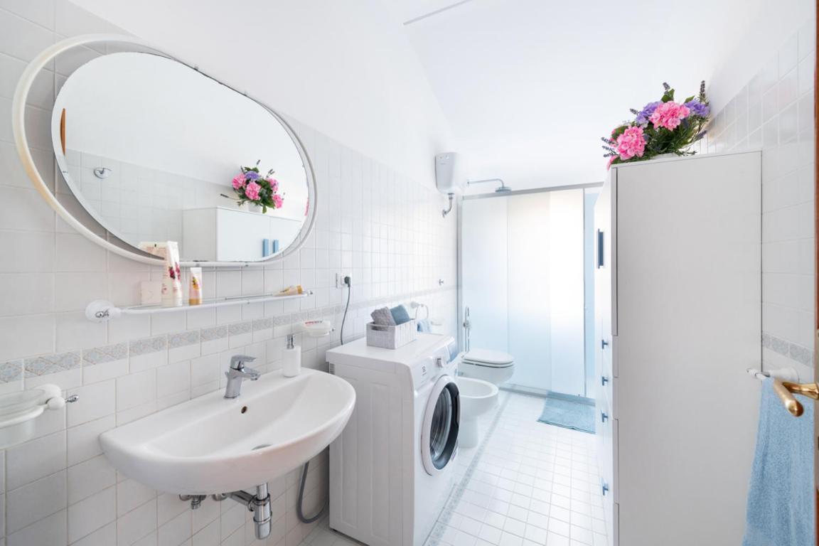 Sorrentovibes - Sea View Rooftop Apartment With Jacuzzi & Garden Экстерьер фото